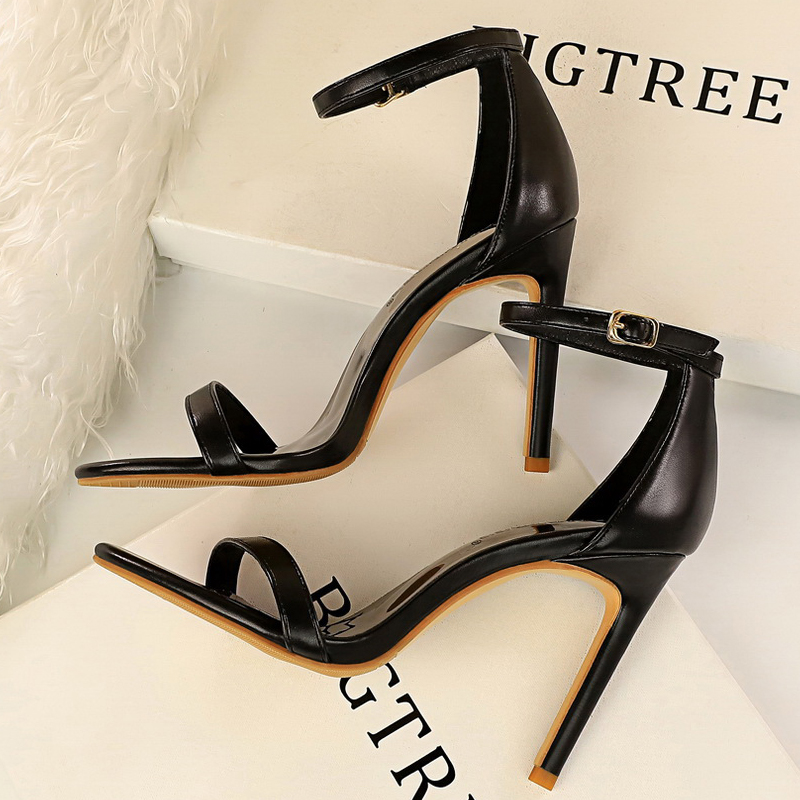 Sepatu BIGTREE Sandal Wanita M - Shoe Tree ulasan dan harga