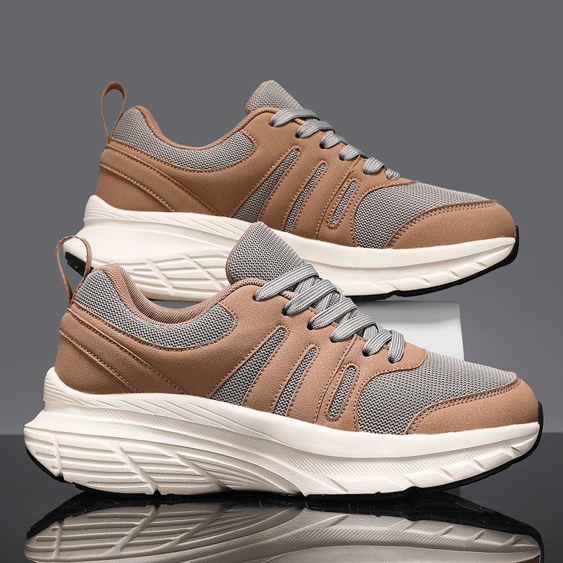 Sepatu Sneakers Pria dengan Ru - Sneaker Box ulasan dan harga