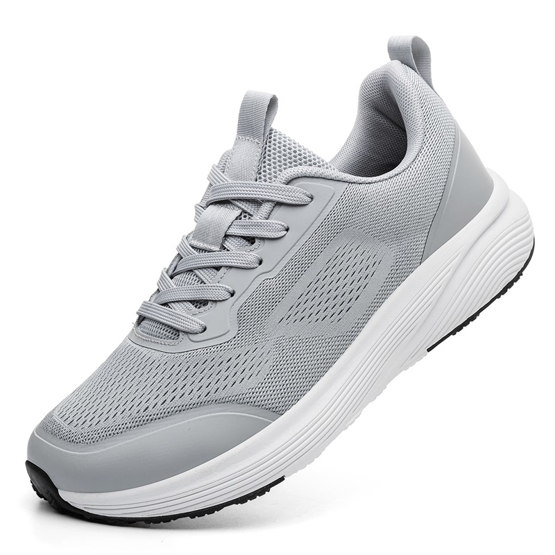 Sepatu Atletik Pria dengan Uju - Sneaker Box ulasan dan harga