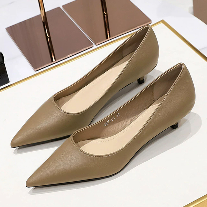 Sepatu Hak Sedang Runcing 4 Cm - Shoe Tree ulasan dan harga