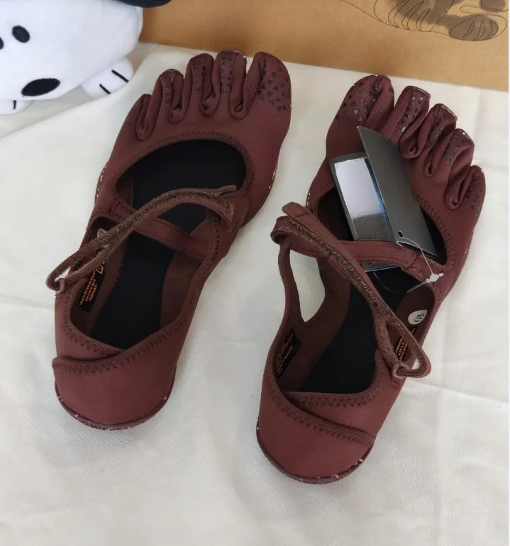 Sepatu Kets Wanita Five Finger - Sneaker Box ulasan dan harga